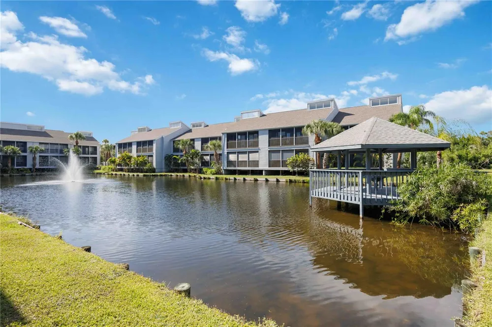 259 FENWICK DRIVE #40 Venice, FL 34285