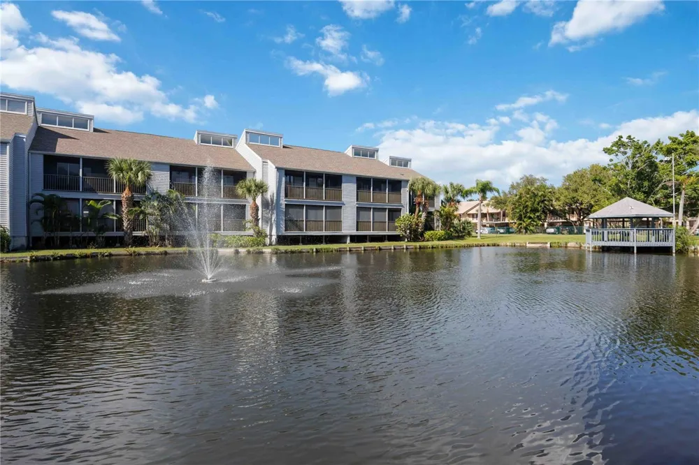259 FENWICK DRIVE #40 Venice, FL 34285