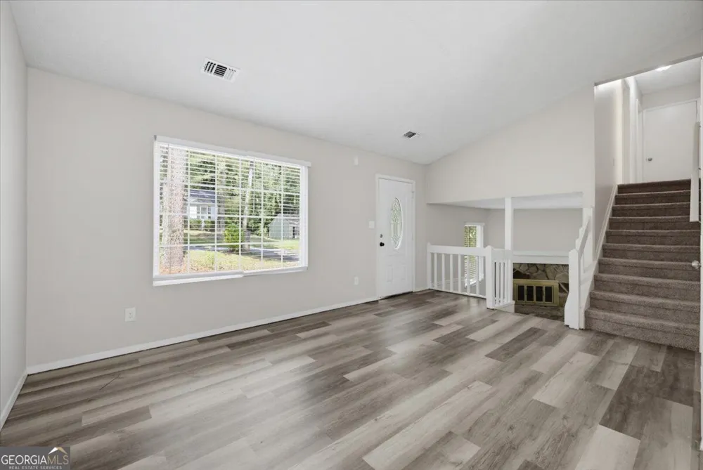 429 Sherwood CIR Stone Mountain, GA 30087
