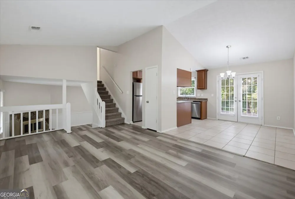 429 Sherwood CIR Stone Mountain, GA 30087