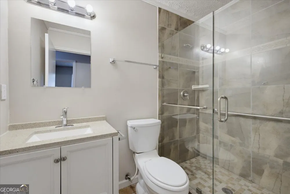 429 Sherwood CIR Stone Mountain, GA 30087