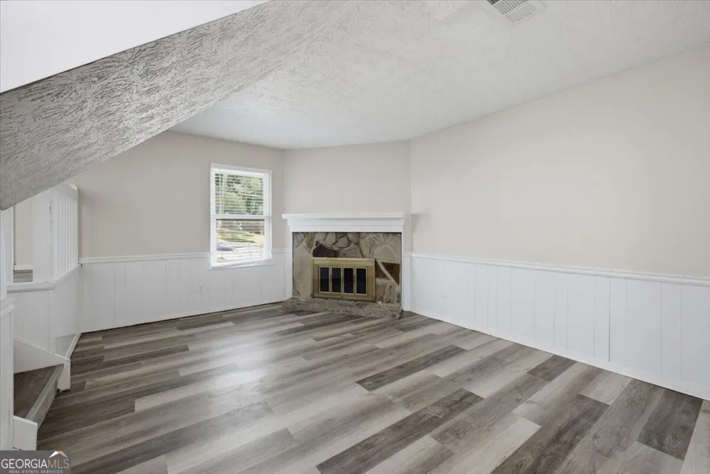 429 Sherwood CIR Stone Mountain, GA 30087