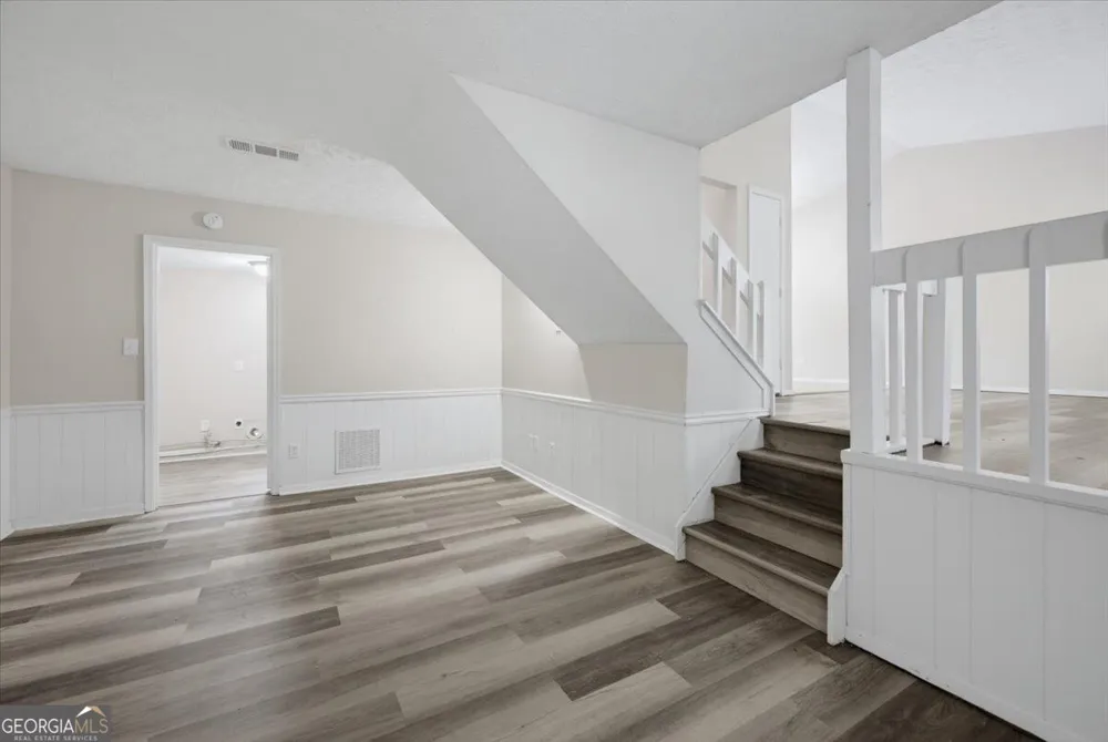 429 Sherwood CIR Stone Mountain, GA 30087