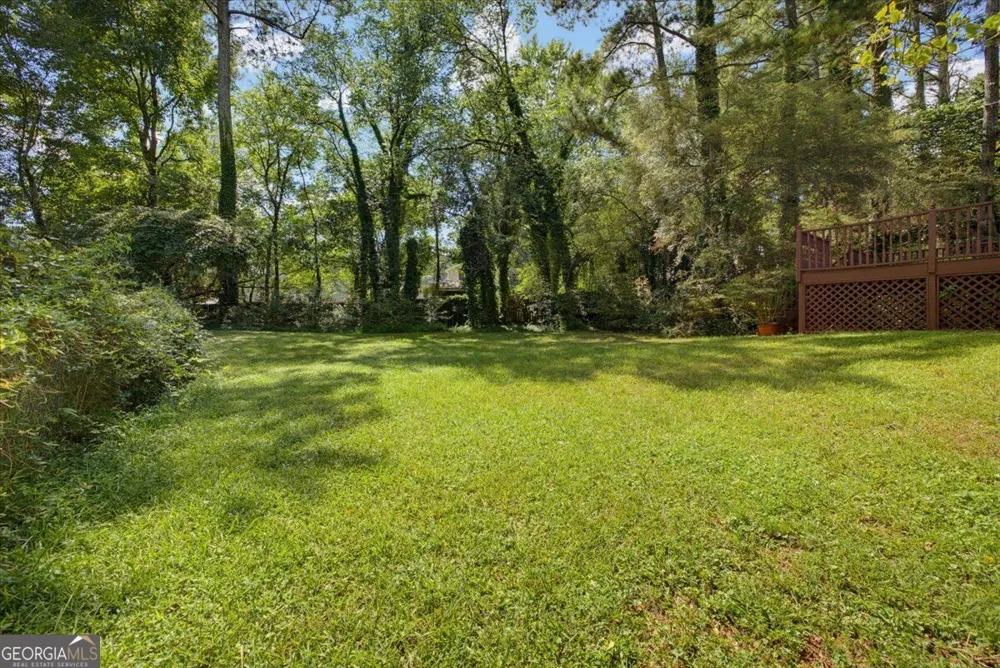 429 Sherwood CIR Stone Mountain, GA 30087