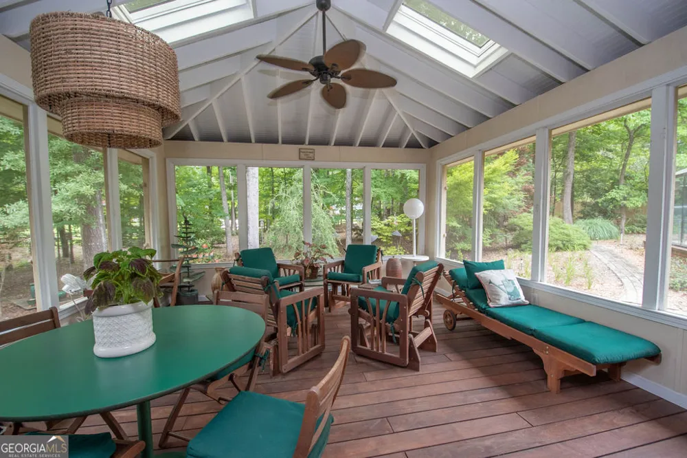 203 Aberdeen DR Peachtree City, GA 30269