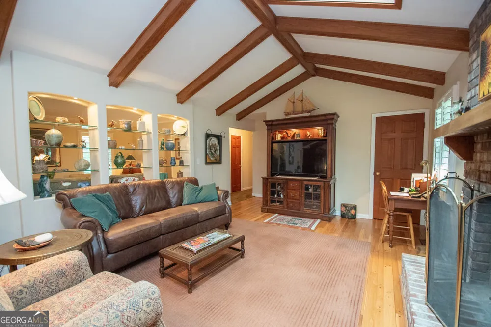 203 Aberdeen DR Peachtree City, GA 30269