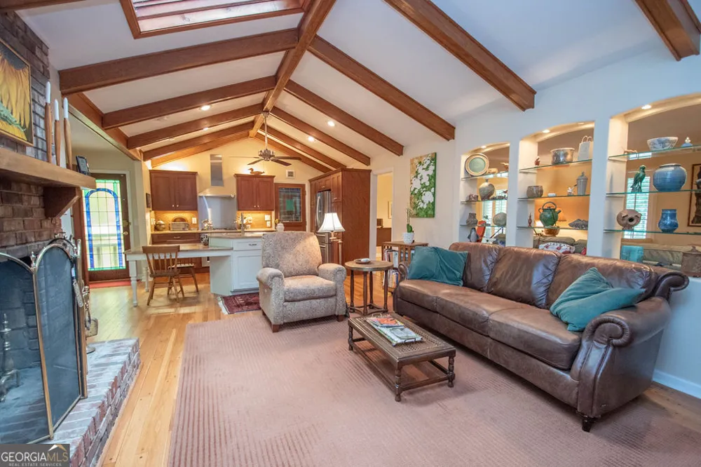 203 Aberdeen DR Peachtree City, GA 30269