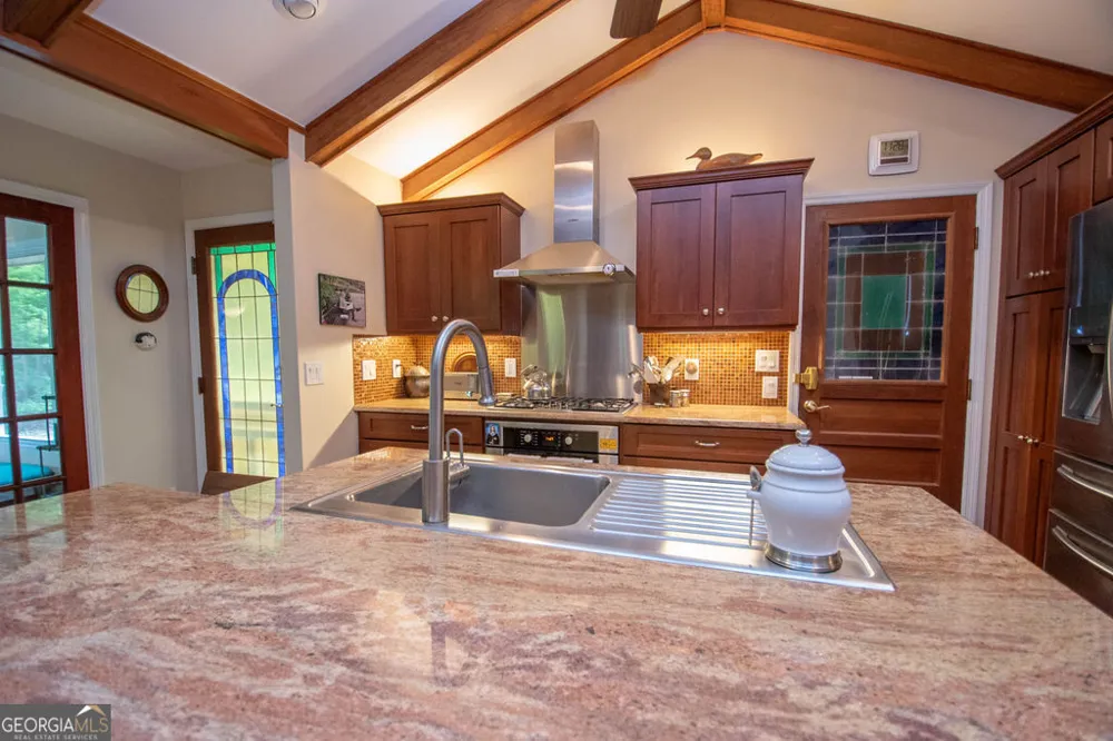 203 Aberdeen DR Peachtree City, GA 30269