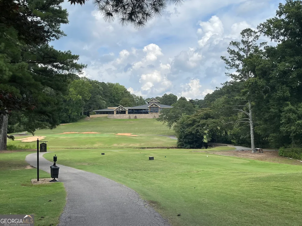 203 Aberdeen DR Peachtree City, GA 30269