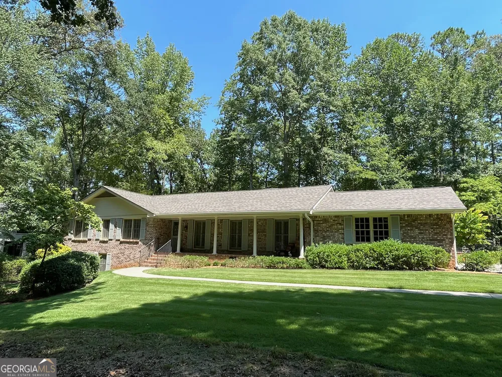 203 Aberdeen DR Peachtree City, GA 30269