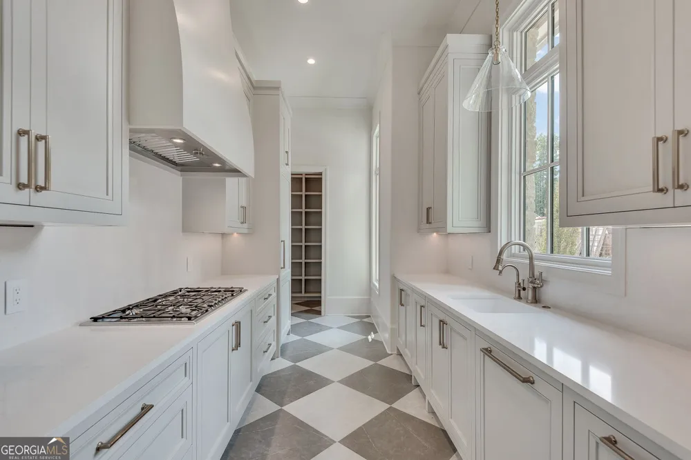 130 Bridge WAY Alpharetta, GA 30005