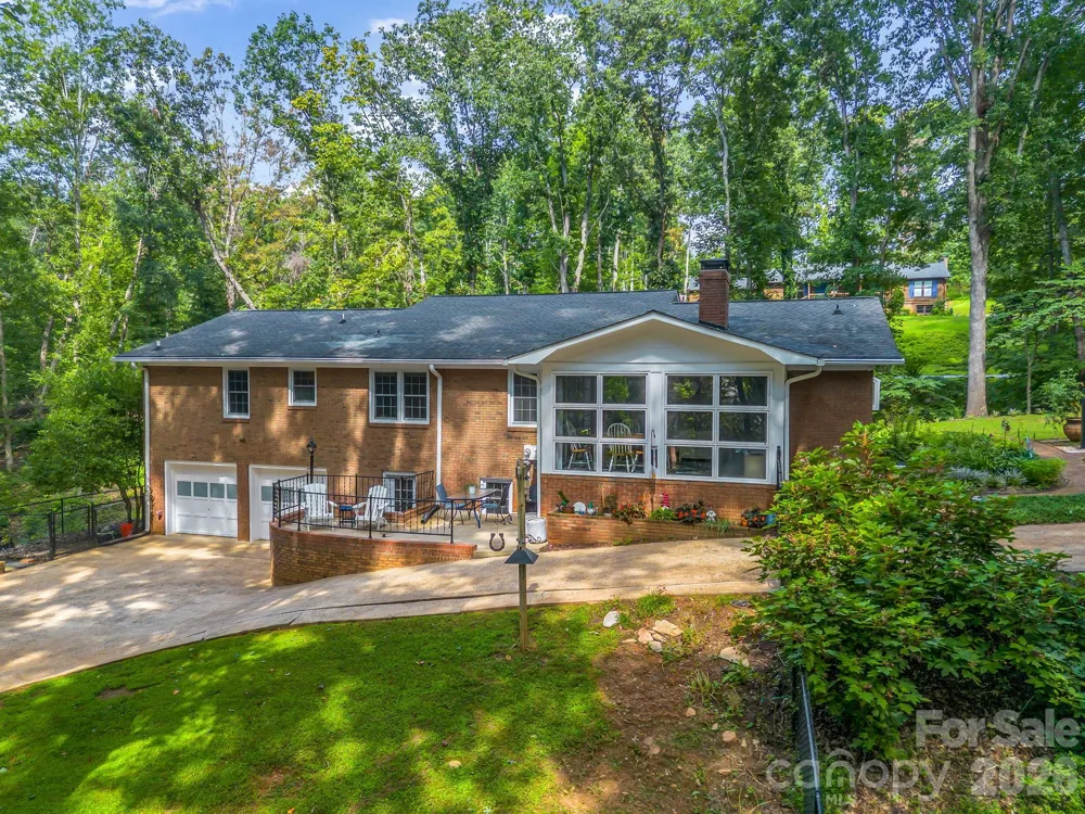 498 Plantation Drive Rutherfordton, NC 28139