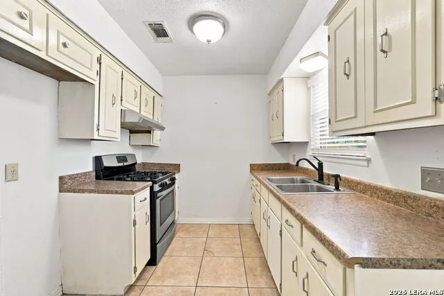 6715 YELLOW ROSE ST Leon Valley, TX 78238