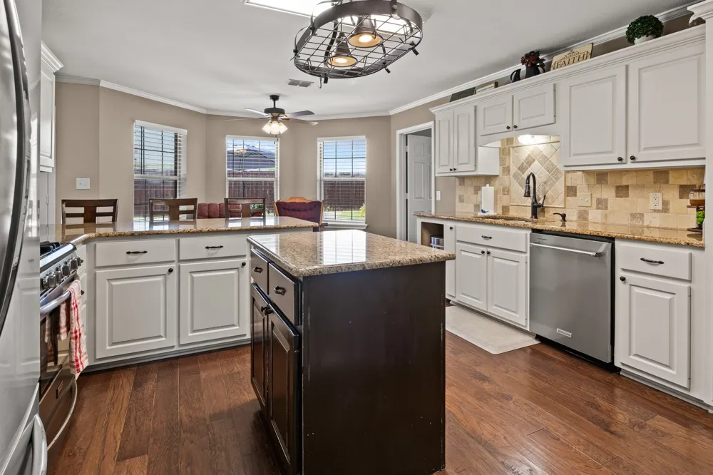 2701 Silver Spring Trail Mt Pleasant, TX 75455