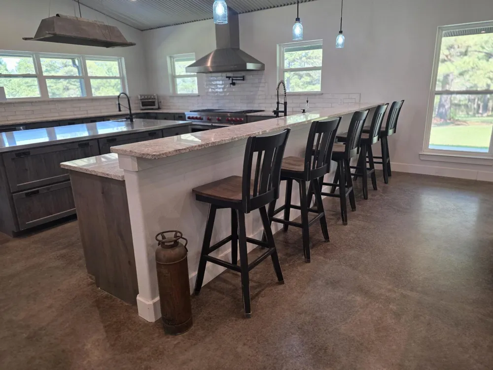 448 County Road 3955 Mineola, TX 75773