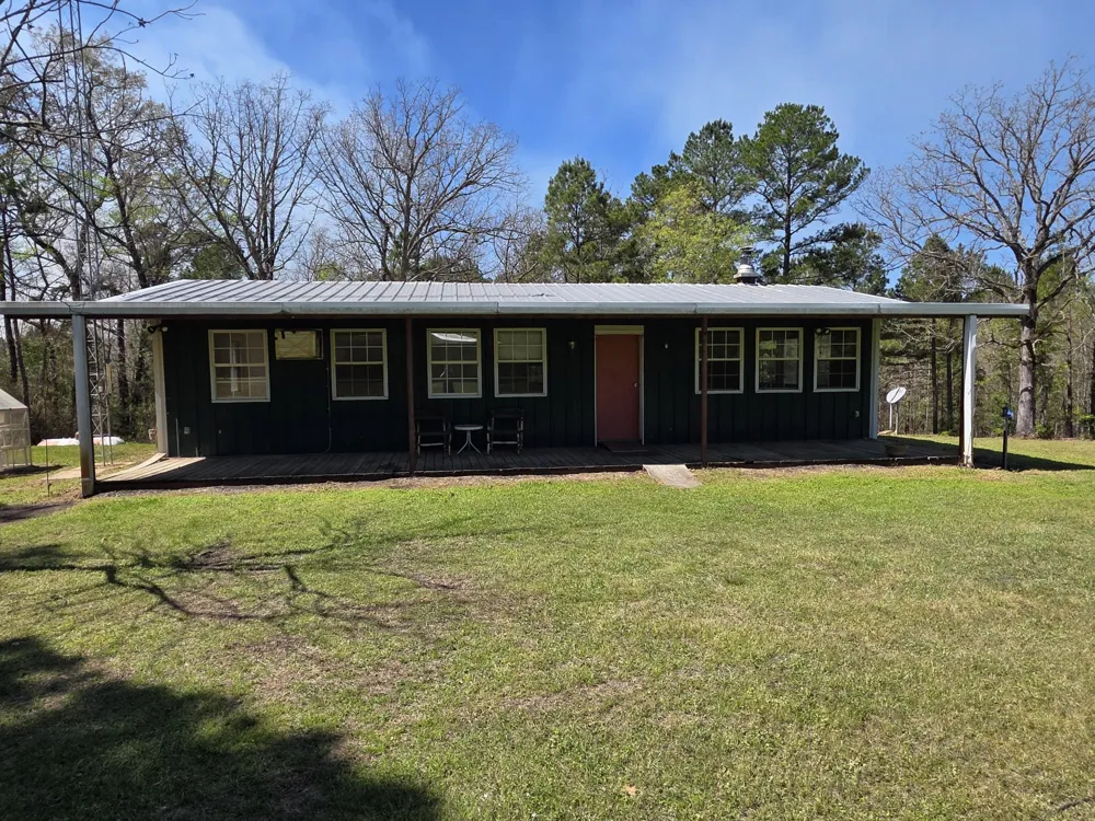 448 County Road 3955 Mineola, TX 75773