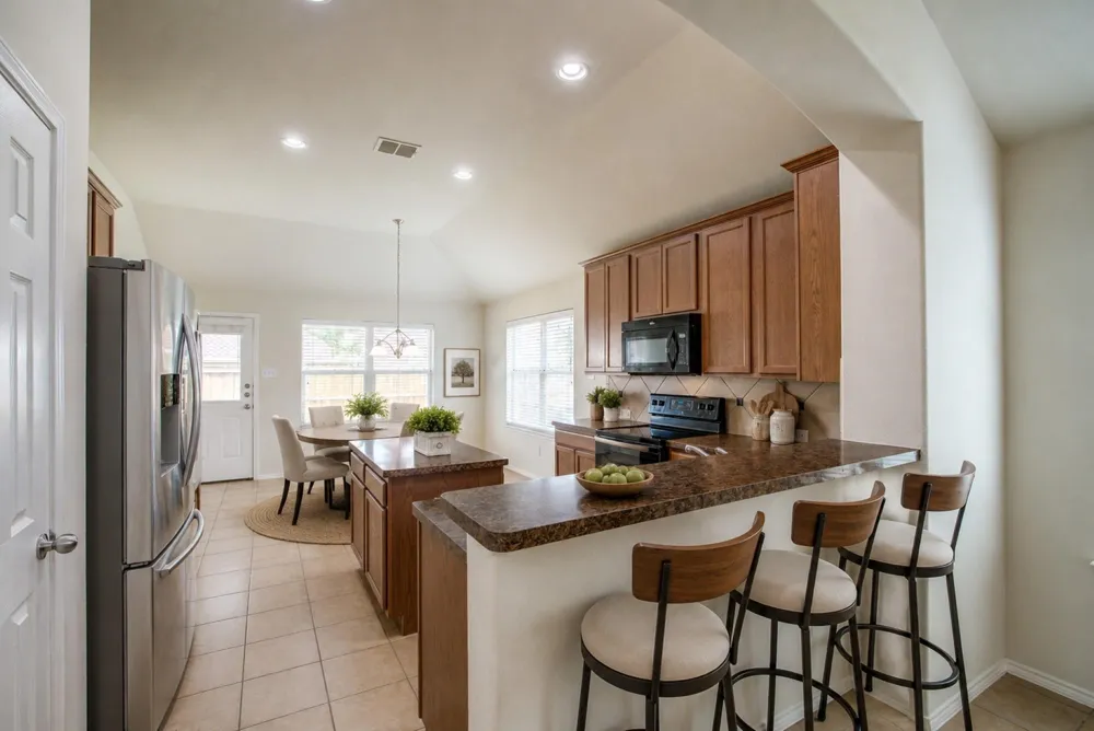2011 Zavala Forney, TX 75126