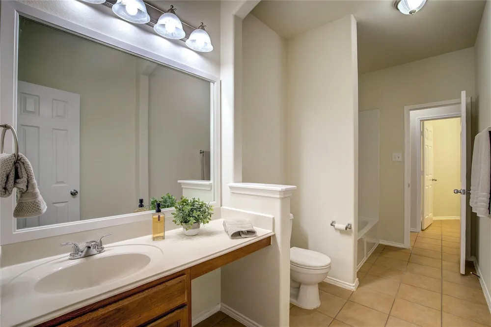 2011 Zavala Forney, TX 75126