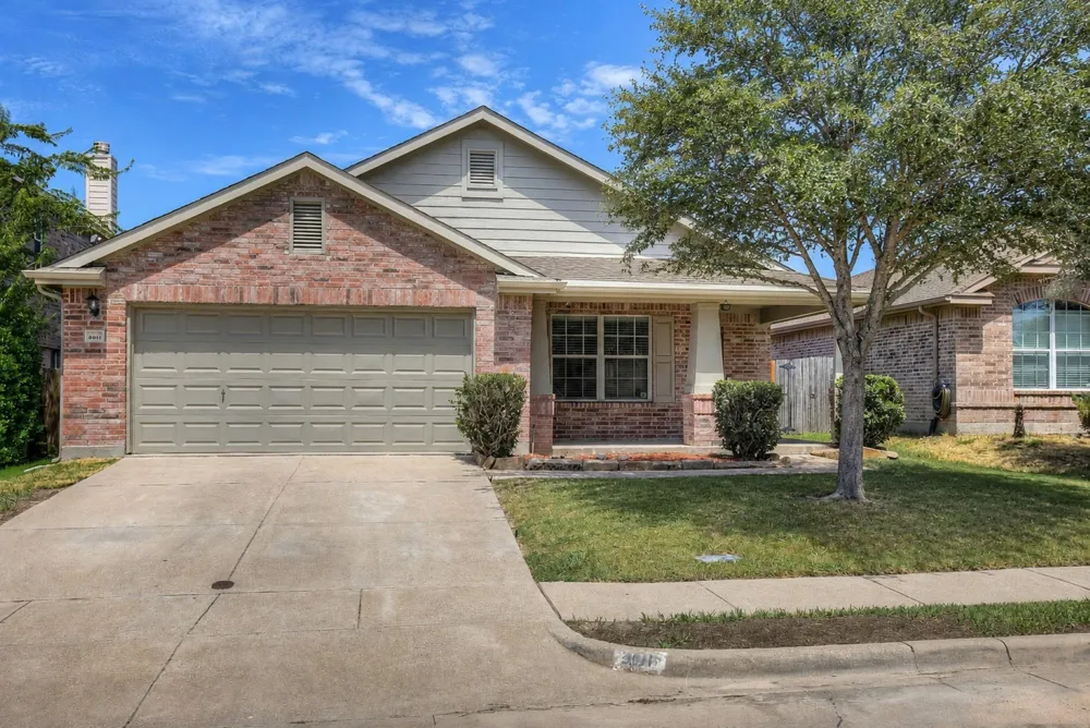 2011 Zavala Forney, TX 75126