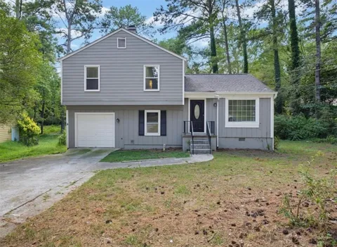 429 Sherwood Circle
