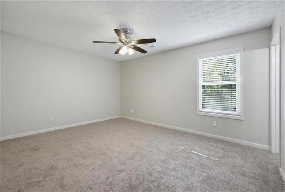 429 Sherwood Circle Stone Mountain, GA 30087