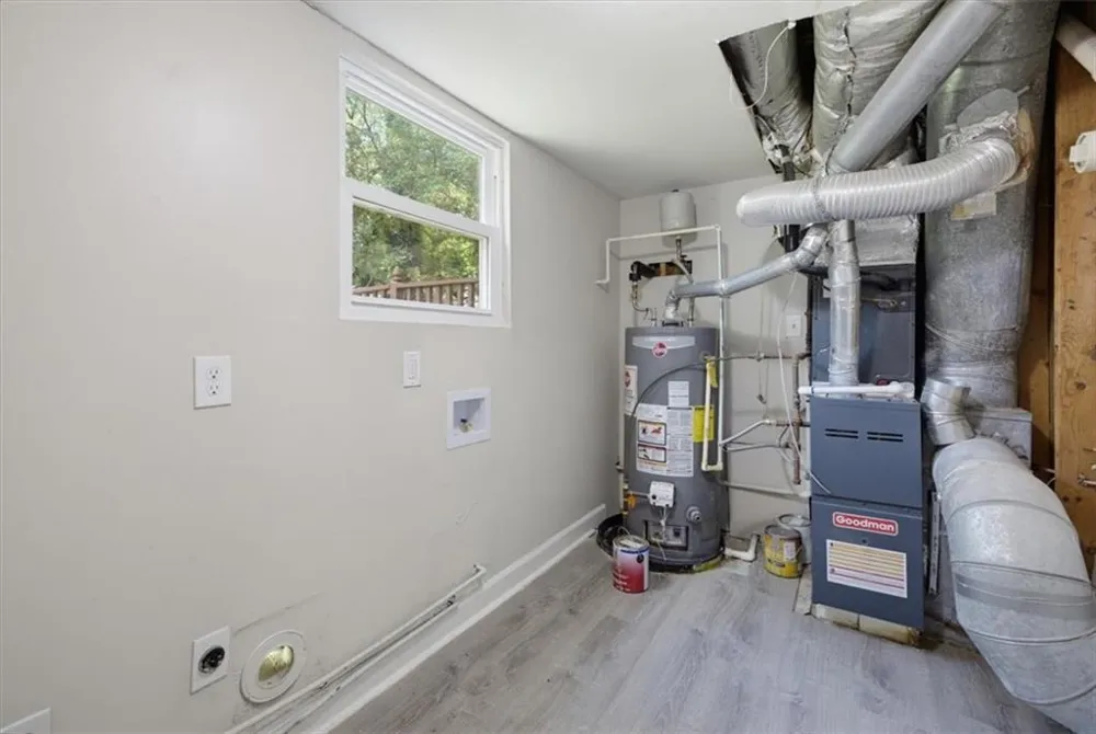 429 Sherwood Circle Stone Mountain, GA 30087
