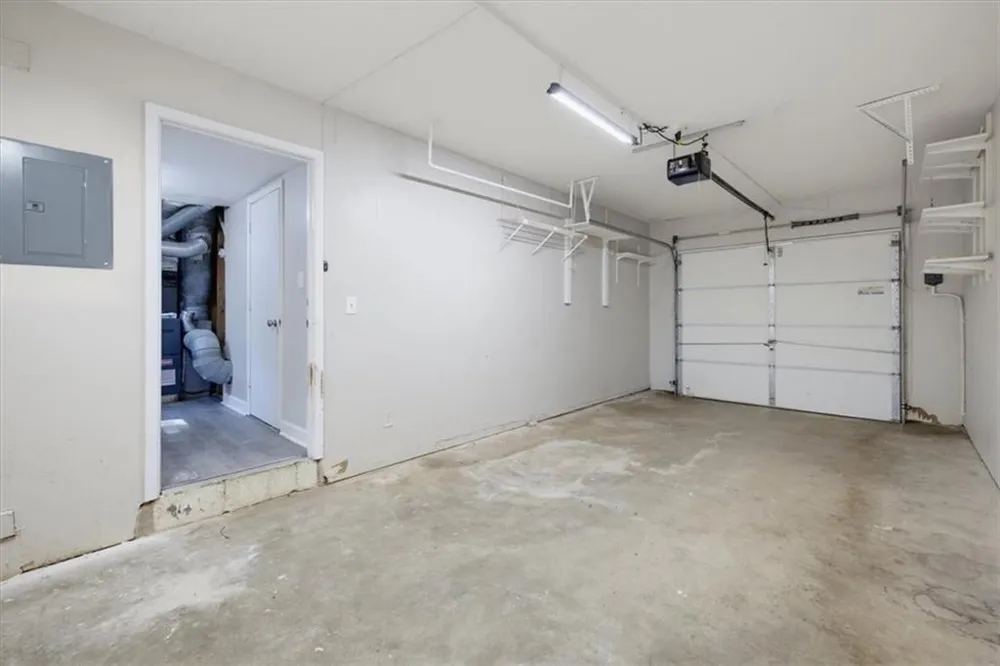 429 Sherwood Circle Stone Mountain, GA 30087