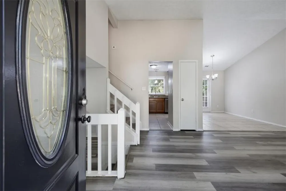 429 Sherwood Circle Stone Mountain, GA 30087