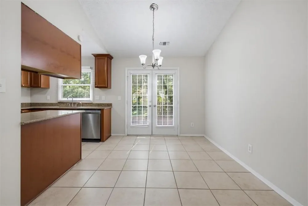 429 Sherwood Circle Stone Mountain, GA 30087