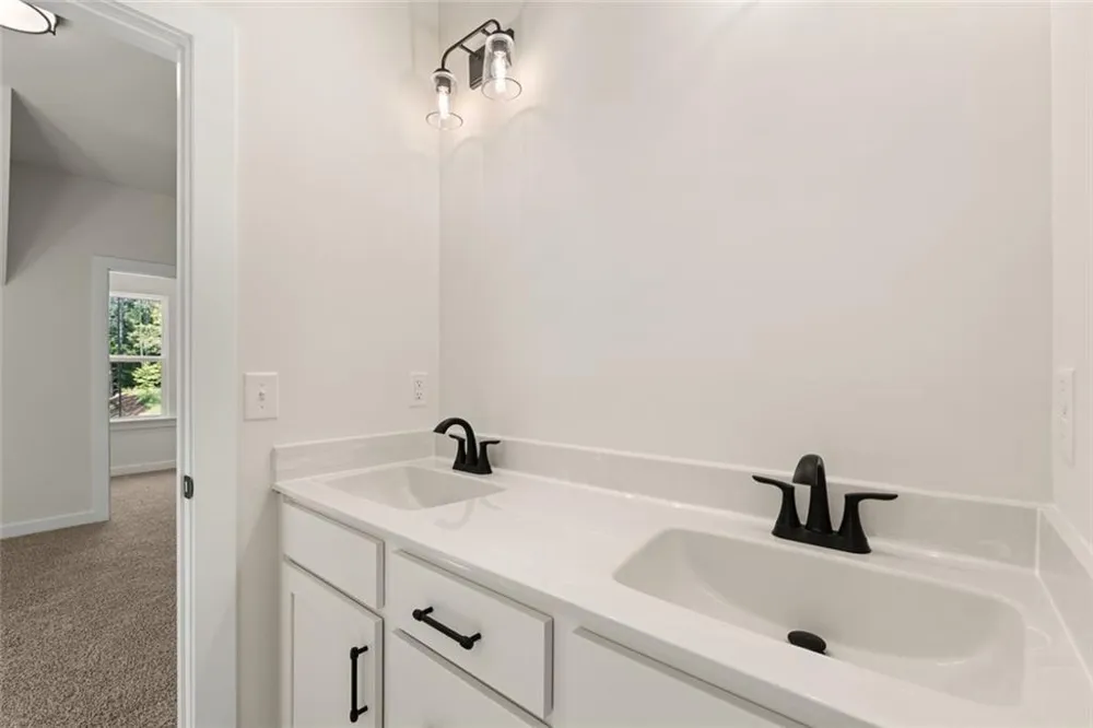 8110 Lennox Lane Cumming, GA 30028