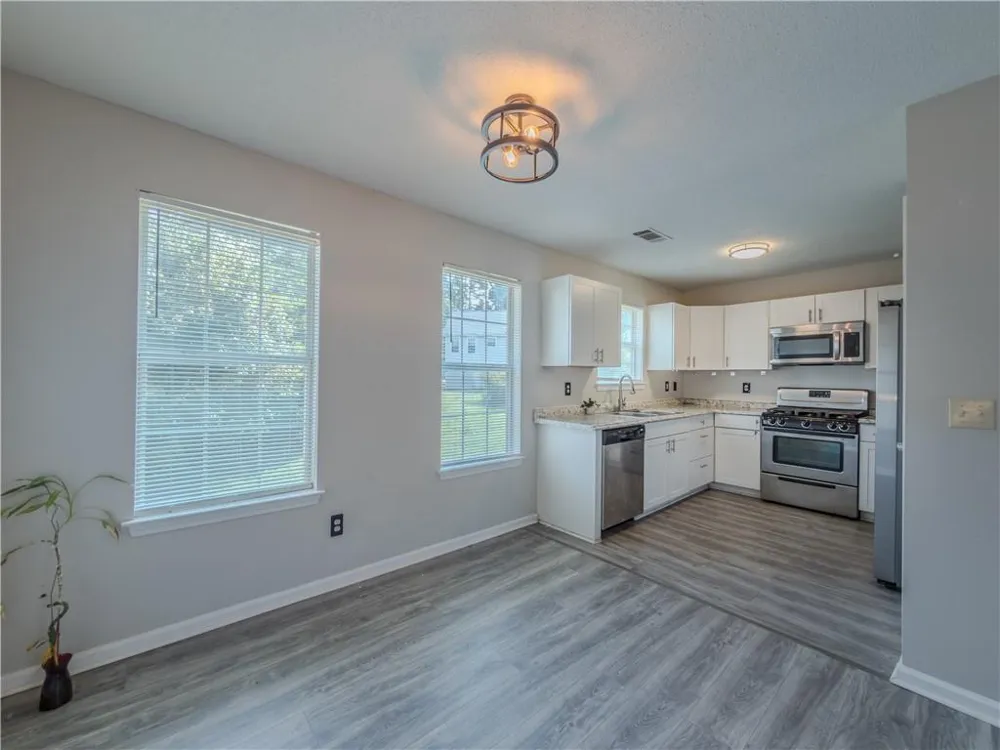 6196 Idlewood Circle Lithonia, GA 30038