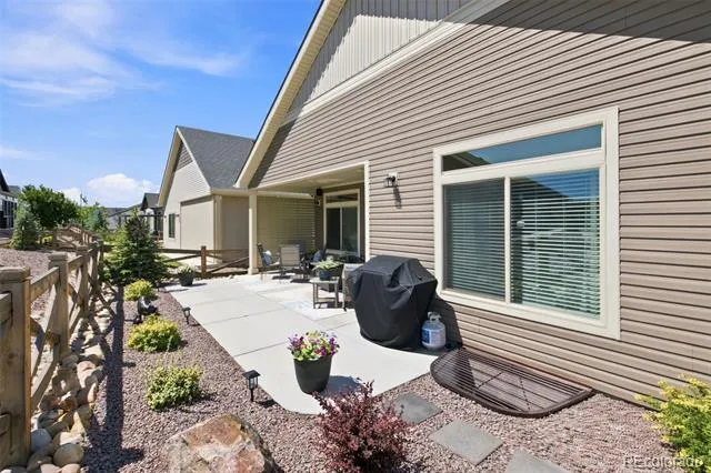 6001 Bennach Grove Colorado Springs, CO 80927