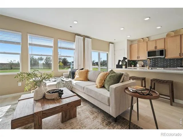 305 Plains Parkway Hudson, CO 80642