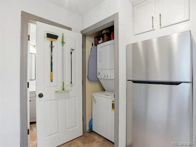3321 Eliot Street Denver, CO 80211