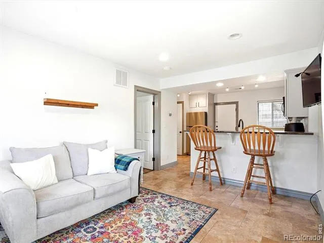 3321 Eliot Street Denver, CO 80211