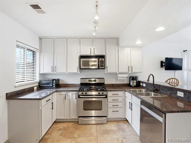 3321 Eliot Street Denver, CO 80211