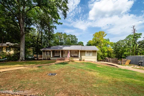 1918 Bellewood Drive