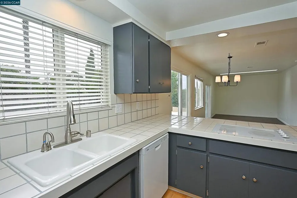 21 Eric Ct Pleasant Hill, CA 94523