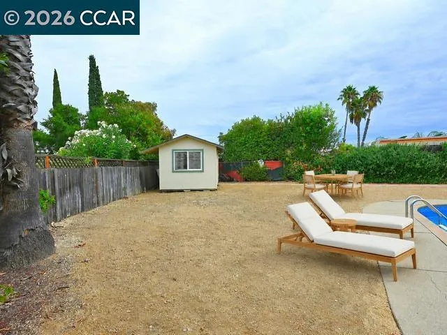 21 Eric Ct Pleasant Hill, CA 94523