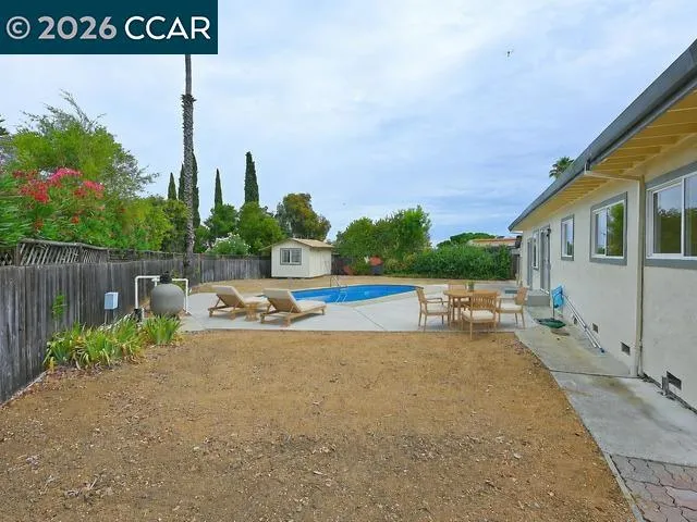 21 Eric Ct Pleasant Hill, CA 94523