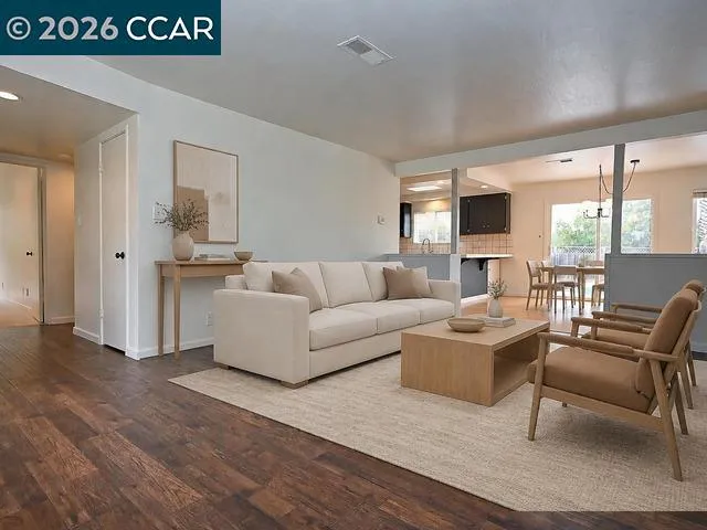 21 Eric Ct Pleasant Hill, CA 94523