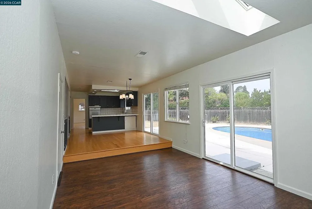 21 Eric Ct Pleasant Hill, CA 94523
