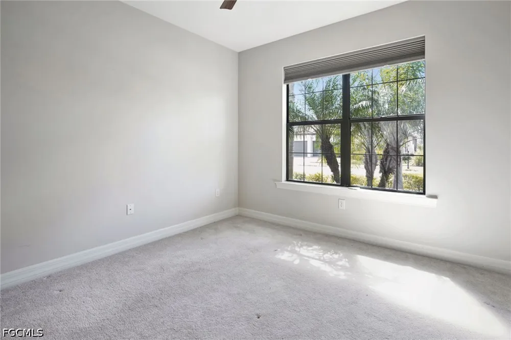 Bowes Circle Fort Myers, FL 33913