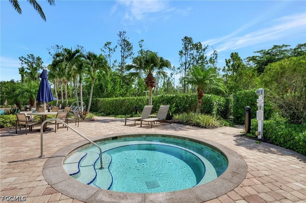 Bowes Circle Fort Myers, FL 33913