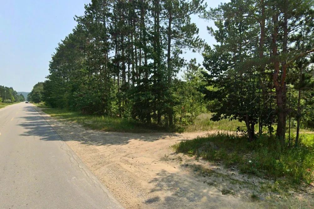 17711 Lindy Road Thompsonville, MI 49683