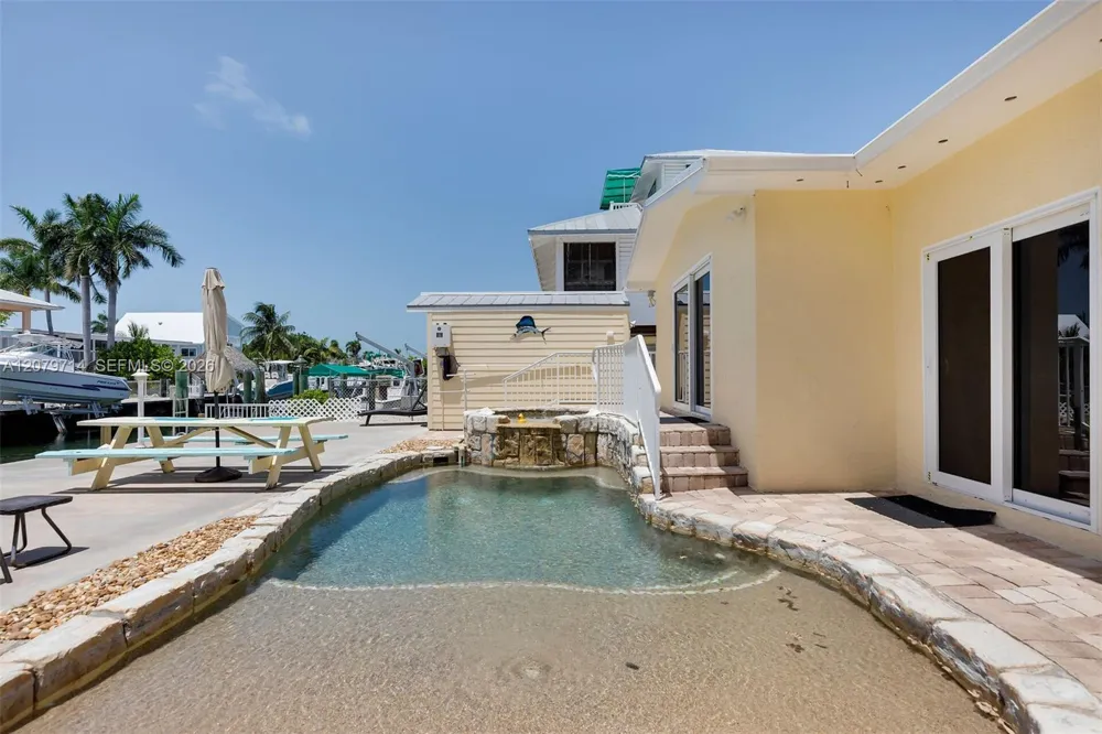 1791 Grouper Dr Marathon, FL 33050