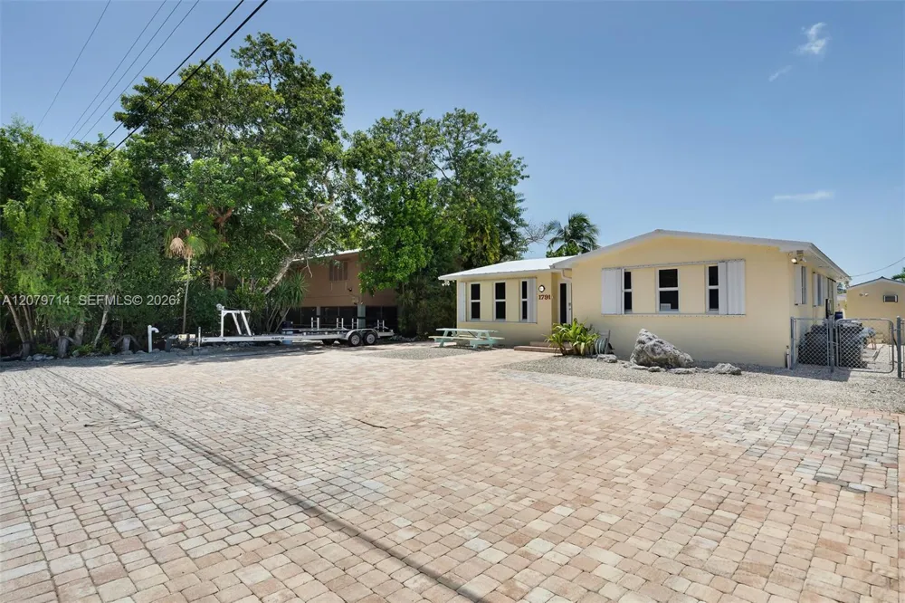 1791 Grouper Dr Marathon, FL 33050