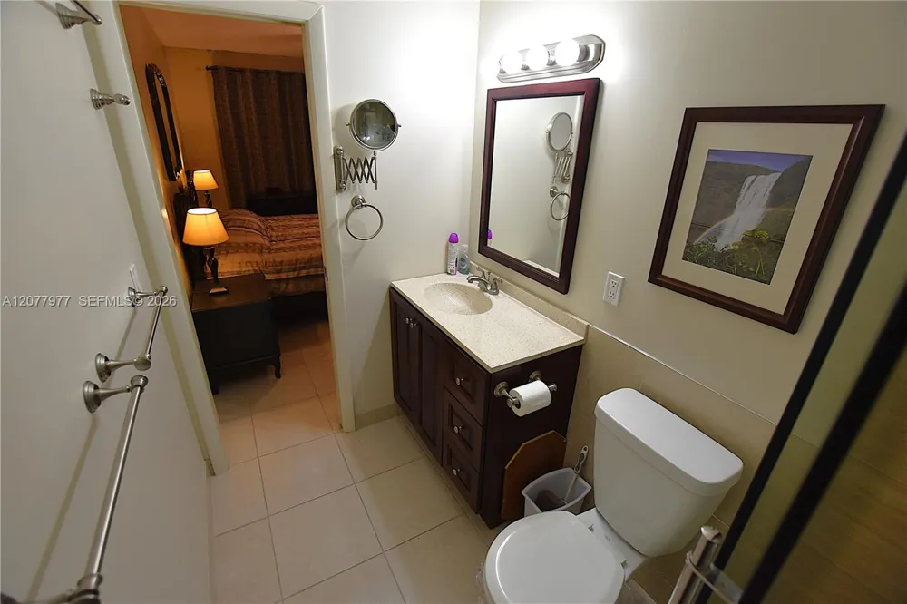 2971 Crosley Dr W #F West Palm Beach, FL 33415