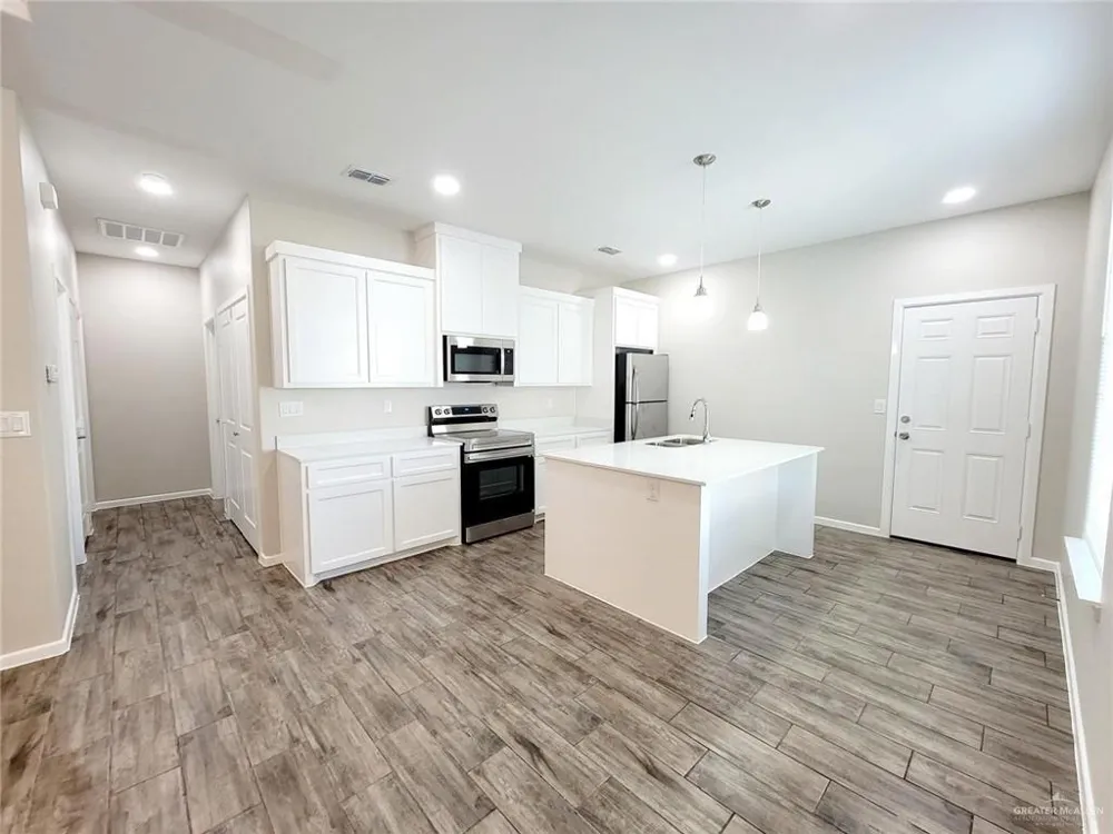 1403 Petri Drive #1 Weslaco, TX 78596