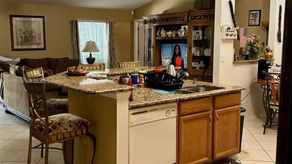 1122 MCKINLEY AVE Lehigh Acres, FL 33972